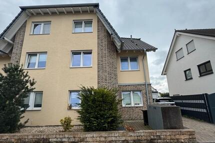 Haus Weilerswist - 7 Zimmer, 196 m&sup2;, 2.100&euro; | Angebot:26481039