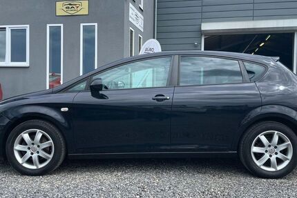 Seat Leon 144.000 km 4.900 &euro; Euskirchen 53881