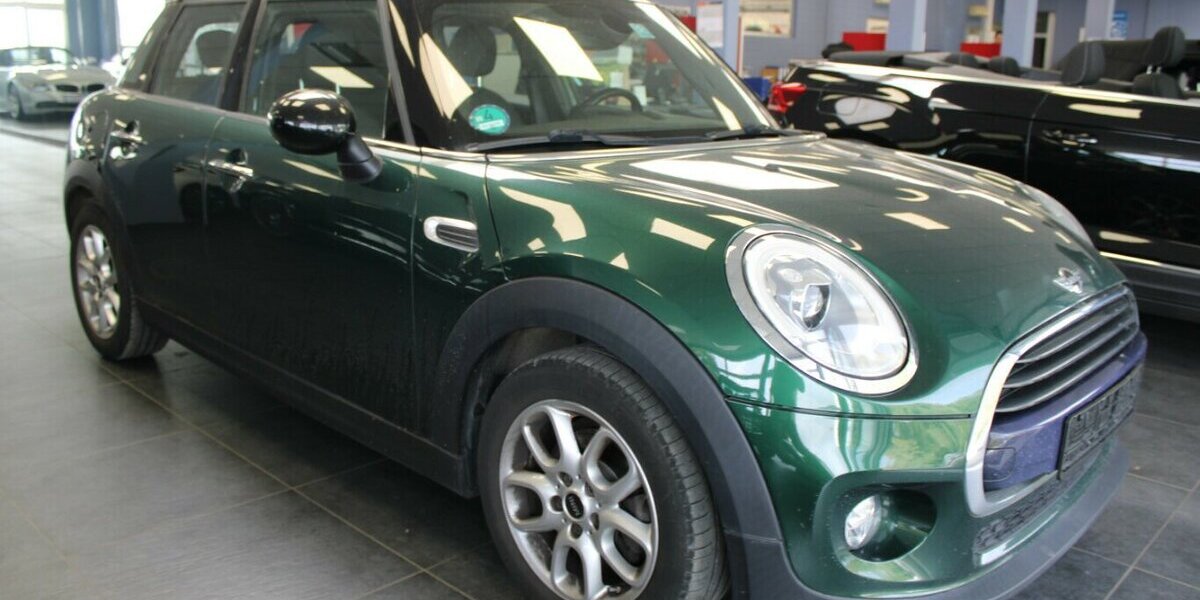 Mini Cooper 5-Türig 105.296 km 10.780 &euro; Euskirchen 53881