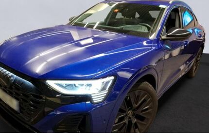 Audi Q8 e-tron 70.821 km 53.520 &euro; Aachen 52078