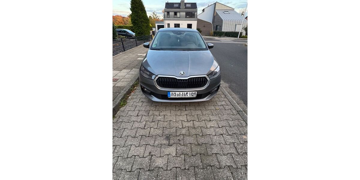 Skoda Fabia 22.800 km 18.700 &euro; Herzogenrath 52134