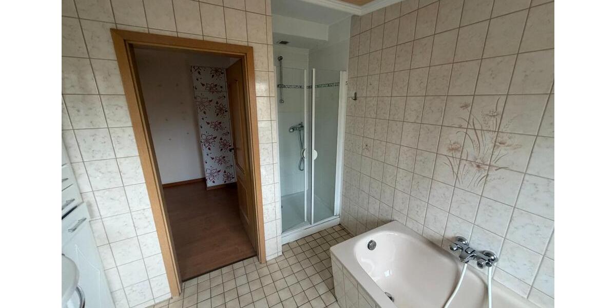 Dachgeschoßwohnung Herzogenrath - 3 Zimmer, 85 m&sup2;, 1.100&euro; | Angebot:25616709