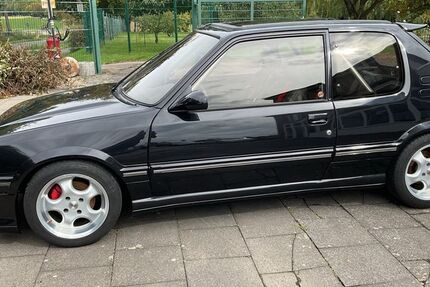 Peugeot 205 136.596 km 14.500 &euro; Herzogenrath 52134