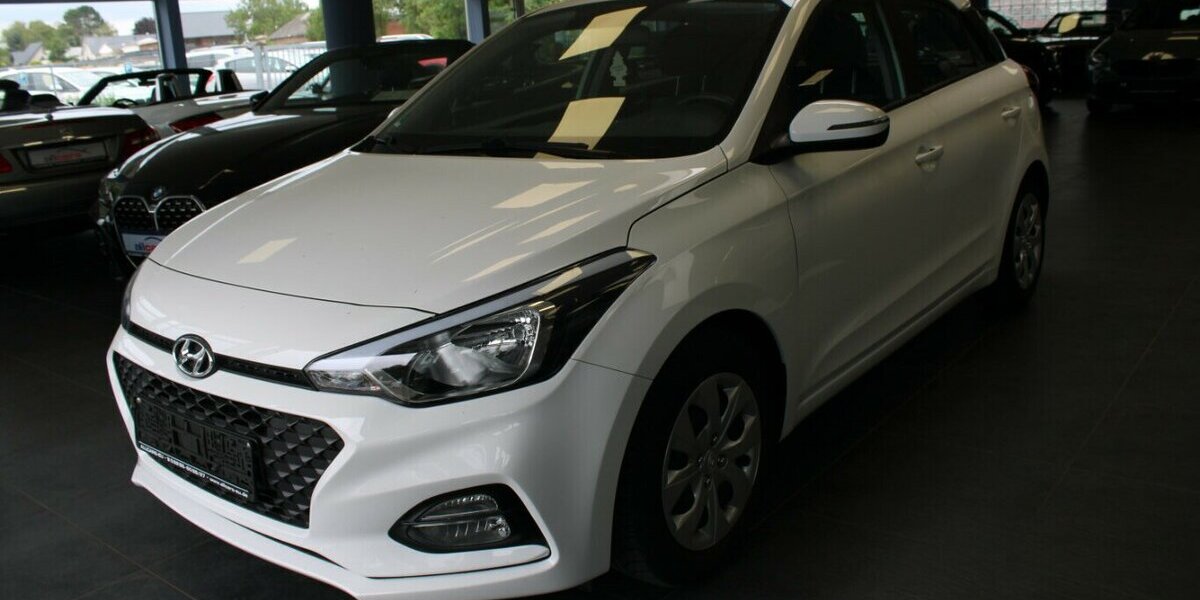 Hyundai i20 1.2 - 5-Türig - Klima - 41.802 km 11.980 &euro; Euskirchen 53881