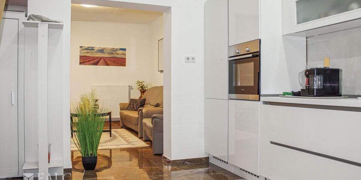 Reihenmittelhaus Eschweiler Röthgen - 3 Zimmer, 129 m&sup2;, 279.000&euro; | Angebot:25683275