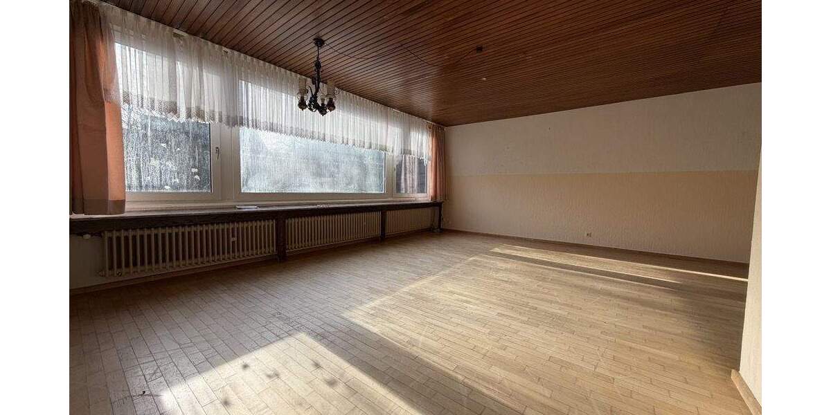 Bungalow Roetgen - 3 Zimmer, 93 m&sup2;, 299.000&euro; | Angebot:25698378