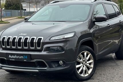 Jeep Cherokee 200.000 km 7.899 &euro; Jülich 52428