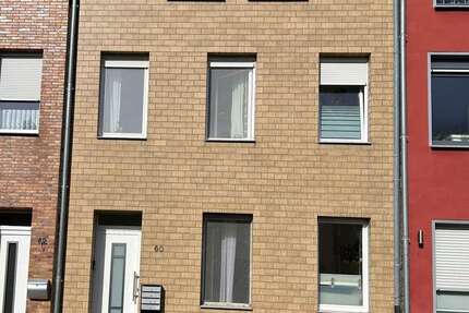 Haus Würselen - 9 Zimmer, 168 m&sup2;, 380.000&euro; | Angebot:25541770