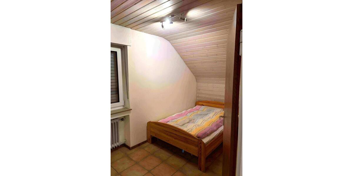 Etagenwohnung Düren Arnoldsweiler - 3 Zimmer, 92 m&sup2;, 1.300&euro; | Angebot:26805223