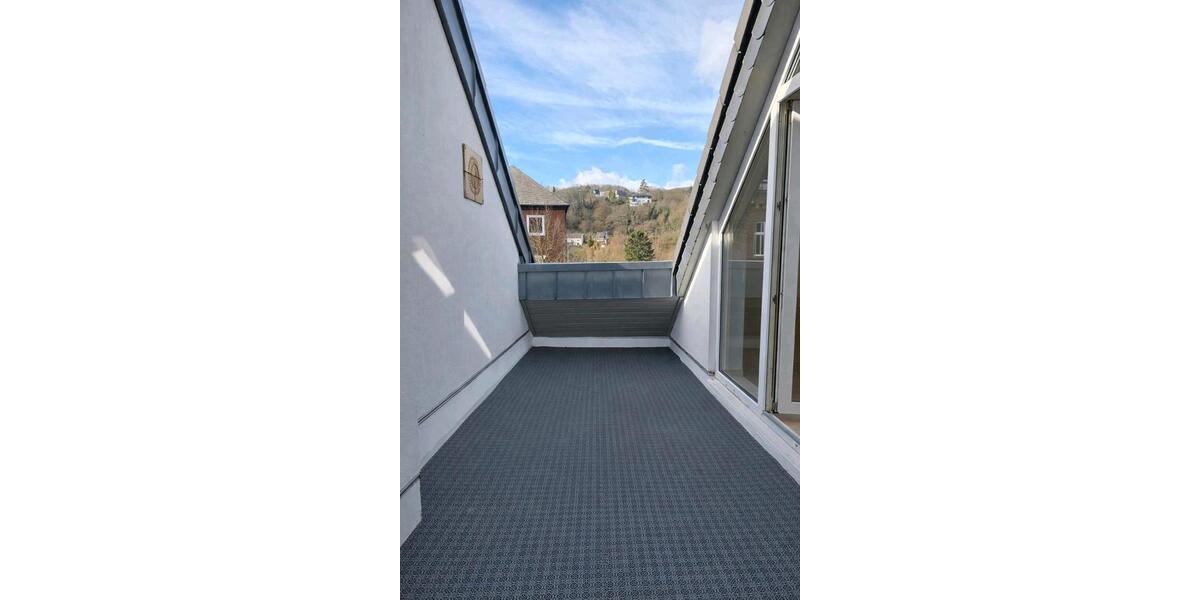 Dachgeschoßwohnung Mechernich - 2 Zimmer, 81 m&sup2;, 960&euro; | Angebot:24327655