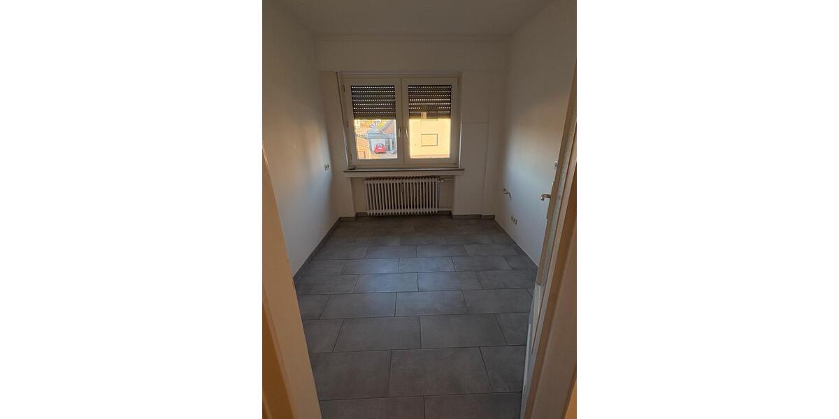 Etagenwohnung Eschweiler - 3 Zimmer, 75 m&sup2;, 650&euro; | Angebot:25767220