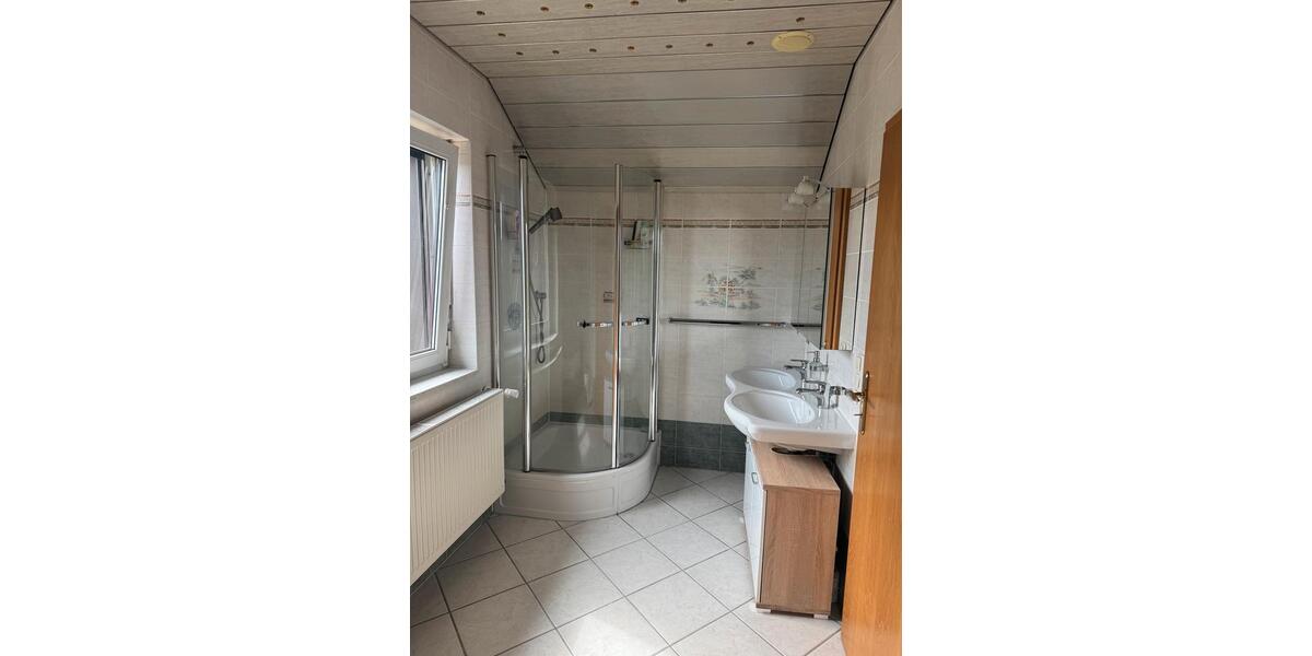 Einfamilienhaus Bergheim - 9 Zimmer, 180 m&sup2;, 599.000&euro; | Angebot:26415728