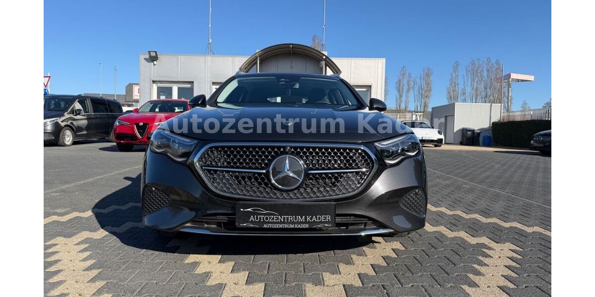 Mercedes-Benz E 300 9.000 km 44.900 &euro; Eschweiler 52249