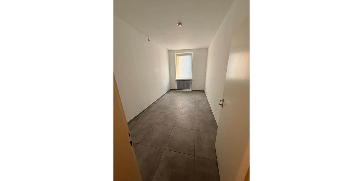 Etagenwohnung Aachen Aachen-Mitte - 1 Zimmer, 28 m&sup2;, 350&euro; | Angebot:25963734