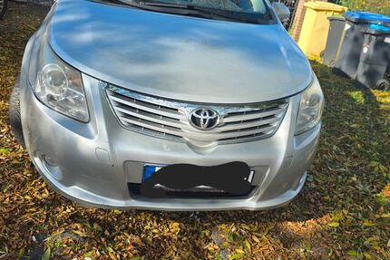 Toyota Avensis 200.300 km 5.000 &euro; Herzogenrath 52134