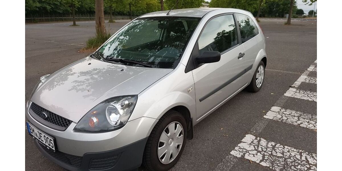 Ford Fiesta 58.000 km 1.800 &euro; Erftstadt 50374