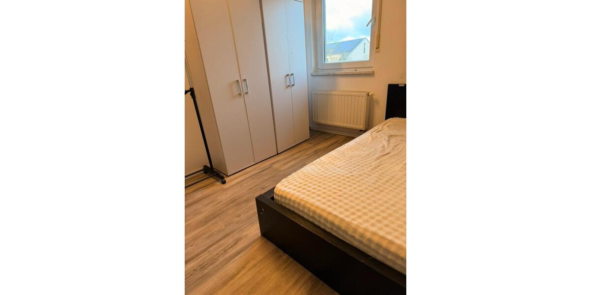 Etagenwohnung Herzogenrath - 20 Zimmer, 100 m&sup2;, 450&euro; | Angebot:25944970