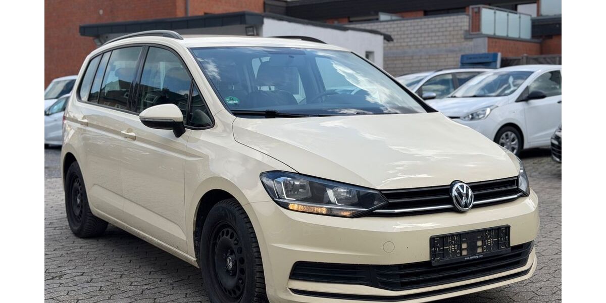 VW Touran 271.598 km 6.900 &euro; Euskirchen 53879