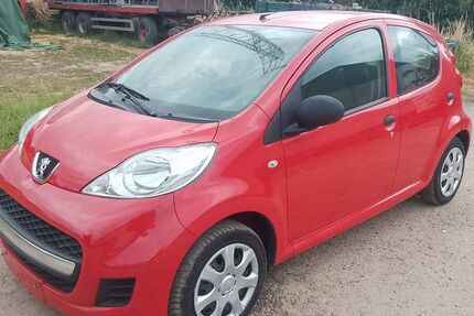 Peugeot 107 109.000 km 2.150 &euro; Herzogenrath 52134