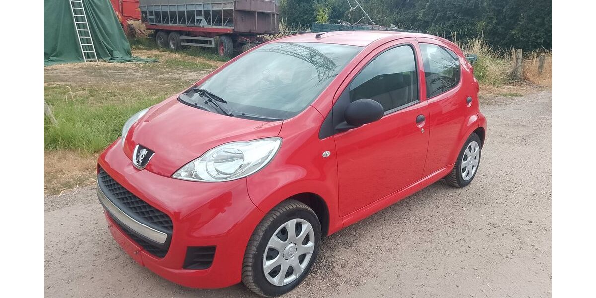 Peugeot 107 109.000 km 2.150 &euro; Herzogenrath 52134