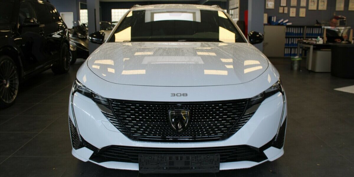 Peugeot 308 SW BlueHDi 130 EAT8 GT 25.665 km 23.980 &euro; Euskirchen 53881