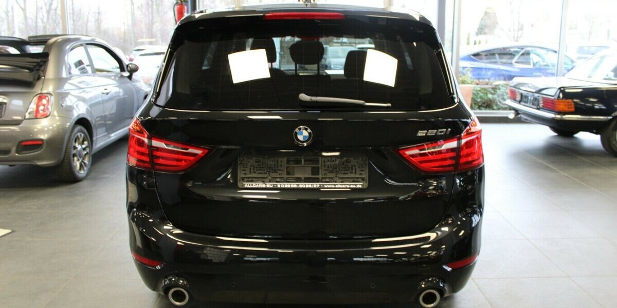 BMW 220 220i Gran Tourer Aut. Advantage - 1.HAND - 24.650 km 26.980 &euro; Euskirchen 53881