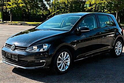 VW Golf 71.849 km 11.500 &euro; Aachen 52070