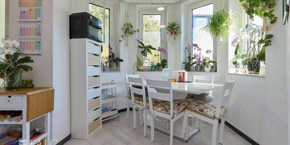 Etagenwohnung Aachen Laurensberg - 5 Zimmer, 184 m&sup2;, 595.000&euro; | Angebot:26475199
