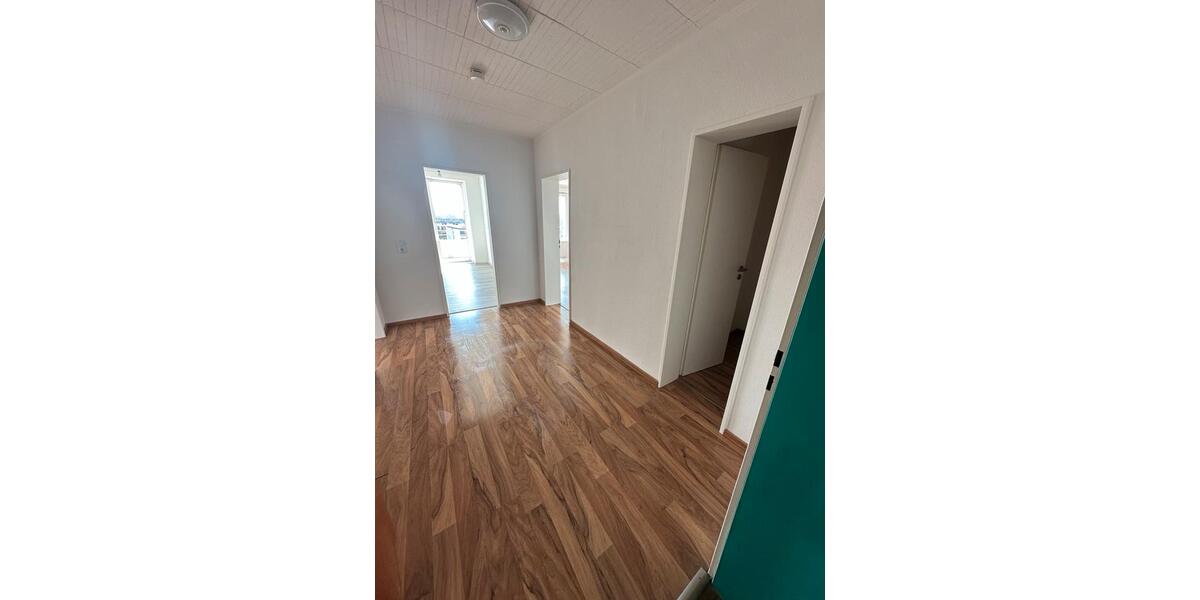 Etagenwohnung Eschweiler - 2 Zimmer, 65 m&sup2;, 650&euro; | Angebot:25887286