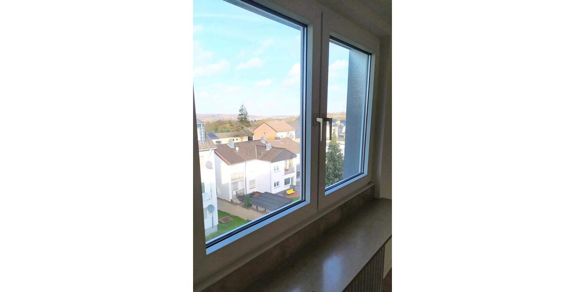 Dachgeschoßwohnung Stolberg (Rhld.) Büsbach - 3 Zimmer, 65 m&sup2;, 159.000&euro; | Angebot:25953498