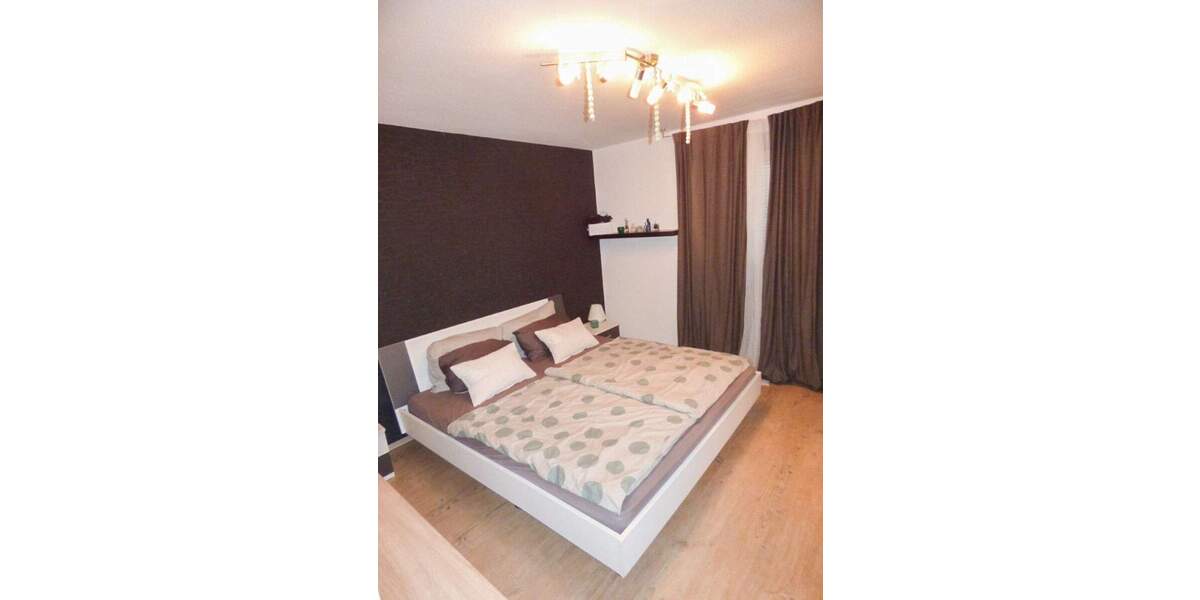 Mehrfamilienhaus, Wohnhaus Übach-Palenberg / Marienberg Marienberg - 4 Zimmer, 103 m&sup2;, 185.000&euro; | Angebot:25776336