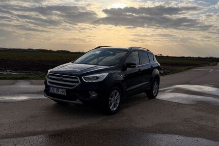 Ford Kuga 117.000 km 11.900 &euro; Aachen 52080