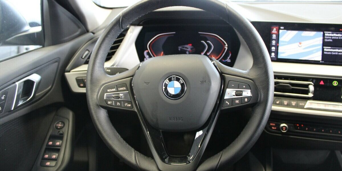 BMW 118 118d Aut. Advantage 44.770 km 23.980 &euro; Euskirchen 53881