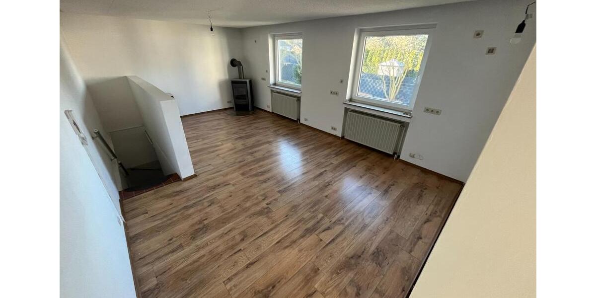 Mehrfamilienhaus, Wohnhaus Eschweiler - 9 Zimmer, 206 m&sup2;, 498.000&euro; | Angebot:25751061