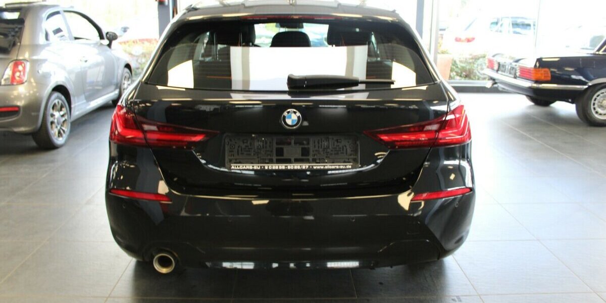 BMW 118 118i Aut.Advantage - Navi - LED -SHZ - PDC - 75.800 km 18.780 &euro; Euskirchen 53881