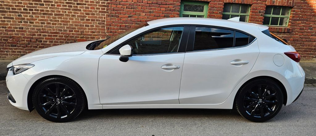 Mazda 3 93.254 km 12.000 &euro; Linnich 52441