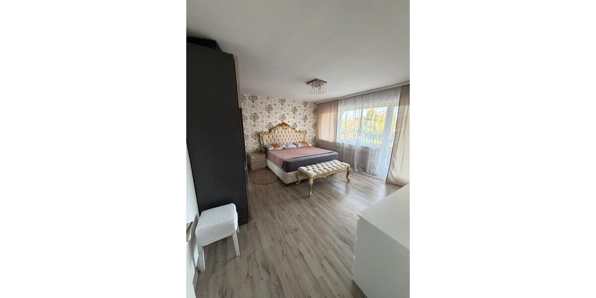 Doppelhaushälfte Bedburg - 3 Zimmer, 95 m&sup2;, 425.000&euro; | Angebot:26052106