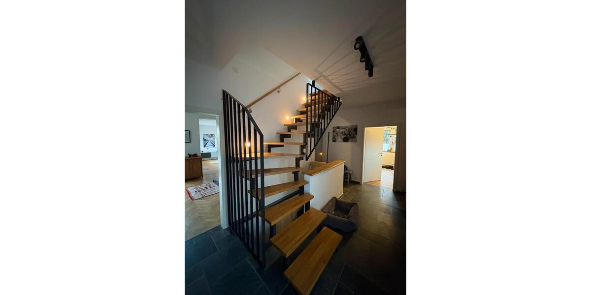 Einfamilienhaus Alsdorf - 8 Zimmer, 240 m&sup2;, 779.000&euro; | Angebot:25994818