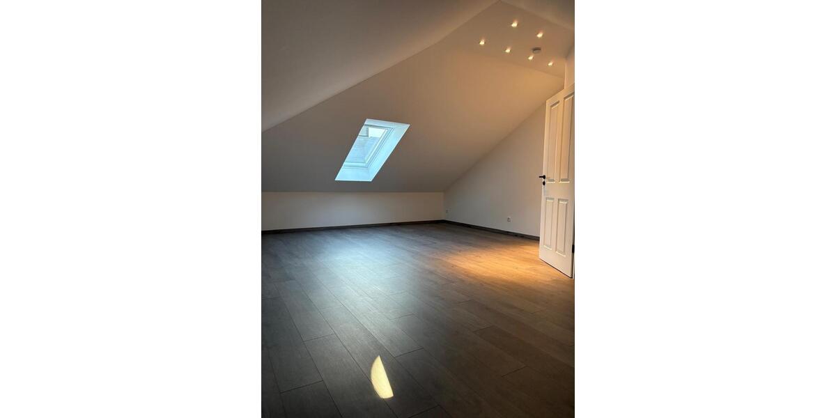 Gewerbeobjekt Langerwehe - 5 Zimmer, 200 m&sup2;, 1.999&euro; | Angebot:25563390