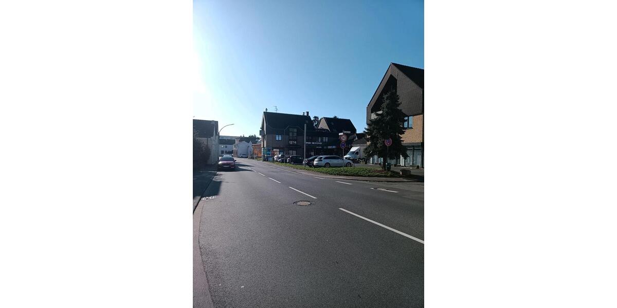 Etagenwohnung Frechen - 7 Zimmer, 150 m&sup2;, 1.800&euro; | Angebot:25289576