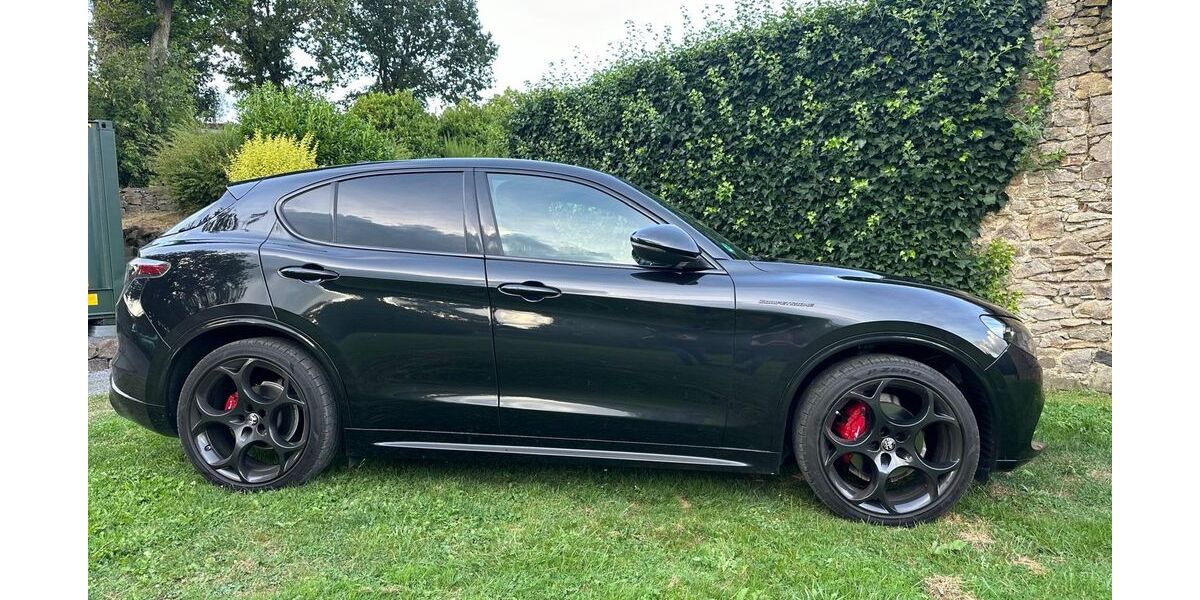 Alfa Romeo Stelvio 41.500 km 37.499 &euro; Würselen 52146