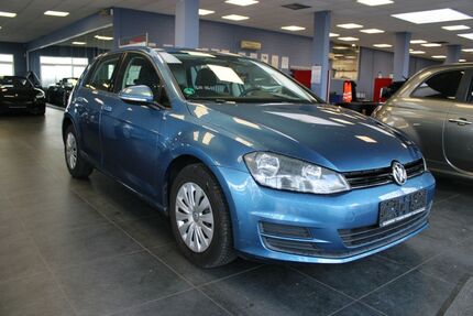 VW Golf 99.116 km 9.980 &euro; Euskirchen 53881