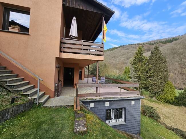 Mehrfamilienhaus, Wohnhaus Simmerath Dedenborn - 6 Zimmer, 228 m&sup2;, 395.000&euro; | Angebot:26029910