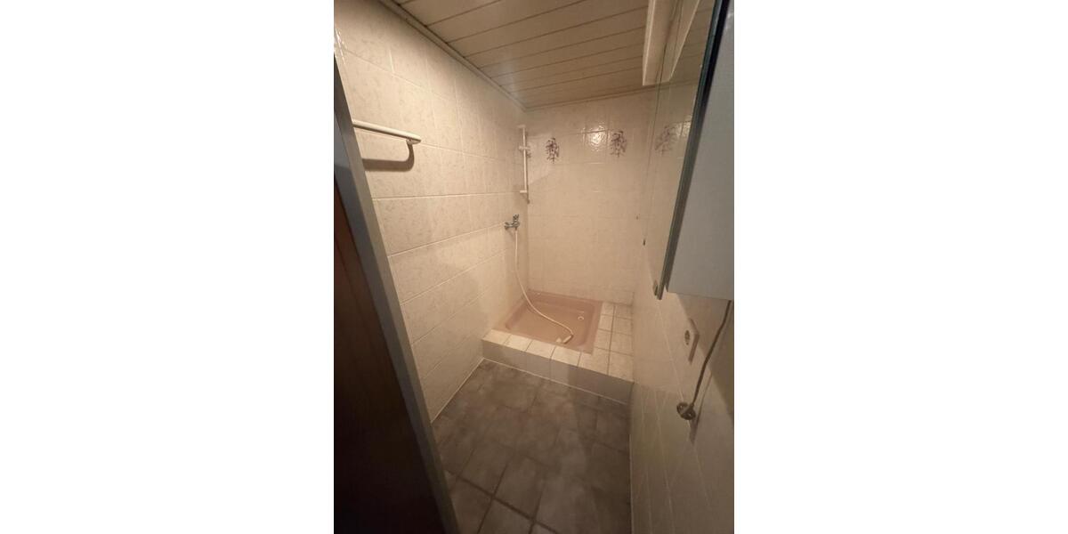 Etagenwohnung Kerpen - 4 Zimmer, 65 m&sup2;, 670&euro; | Angebot:26636728
