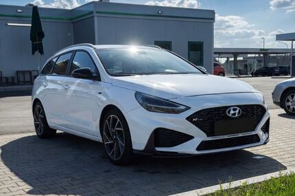 Hyundai i30 24.800 km 22.700 &euro; Niederzier 52382