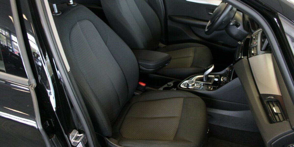 BMW 218 Gran Tourer Aut. Advantage 66.530 km 21.480 &euro; Euskirchen 53881