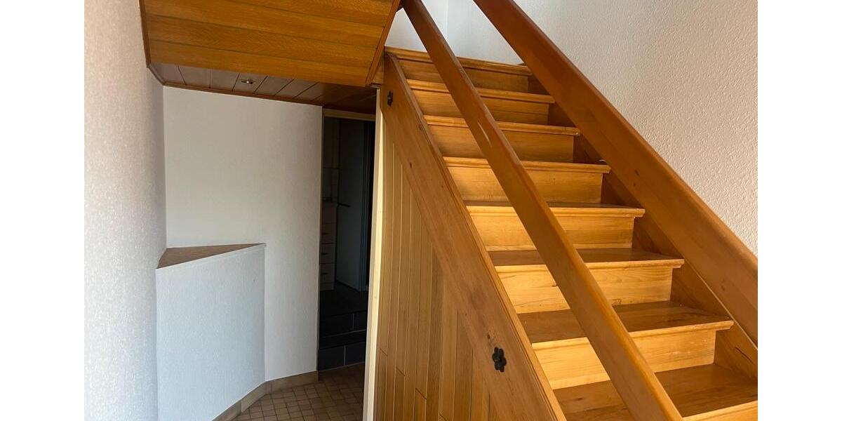 Reihenhaus Herzogenrath - 5 Zimmer, 126 m&sup2;, 1.000&euro; | Angebot:26520995