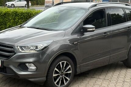 Ford Kuga 153.186 km 9.800 &euro; Alsdorf 52477
