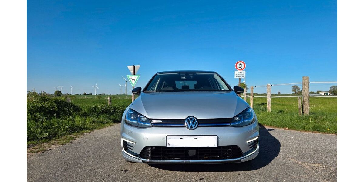 VW Golf 84.890 km 14.700 &euro; Aachen 52074