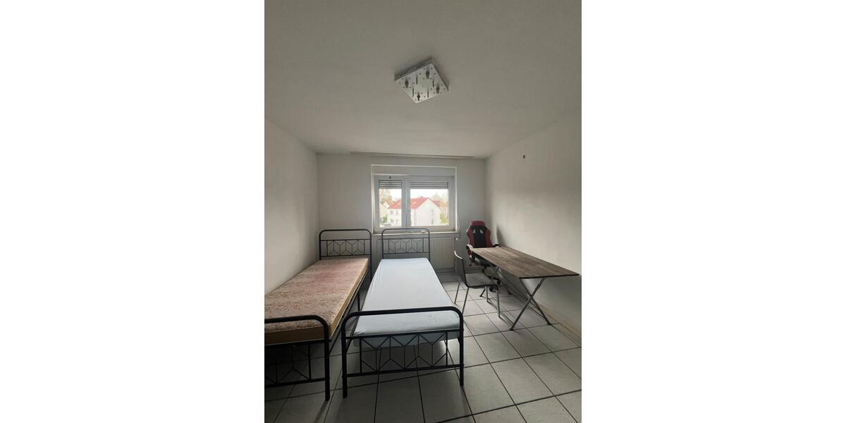 Etagenwohnung Würselen - 3 Zimmer, 67 m&sup2;, 400&euro; | Angebot:26020350